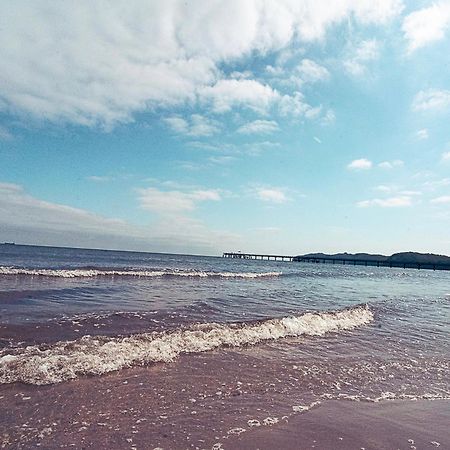 Gaestehaus Astrids Strandmuschel ビンツ エクステリア 写真